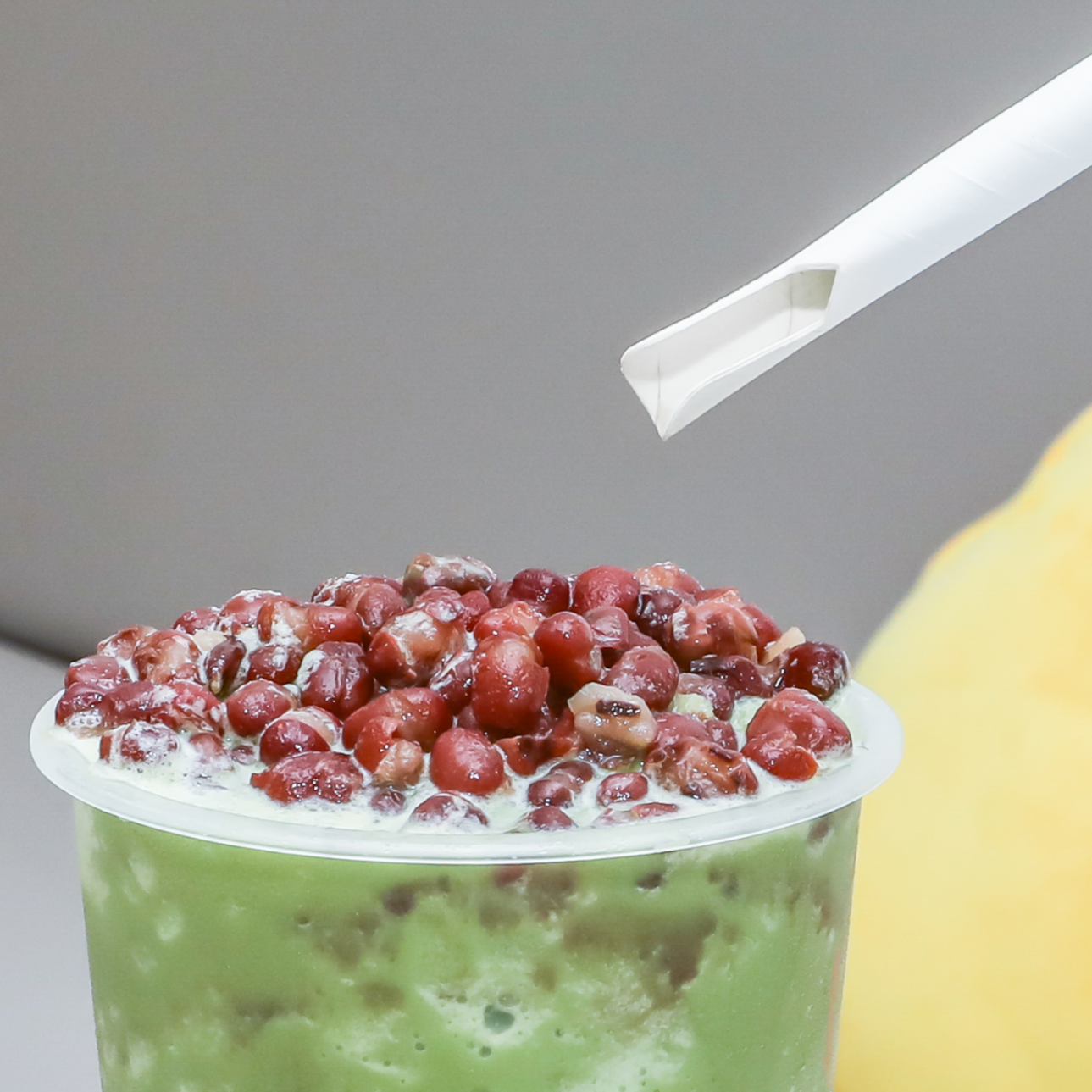 Smoothie-Paper-Spoon-Straws-Slurpee-straw-02-HarboraPaper.jpg
