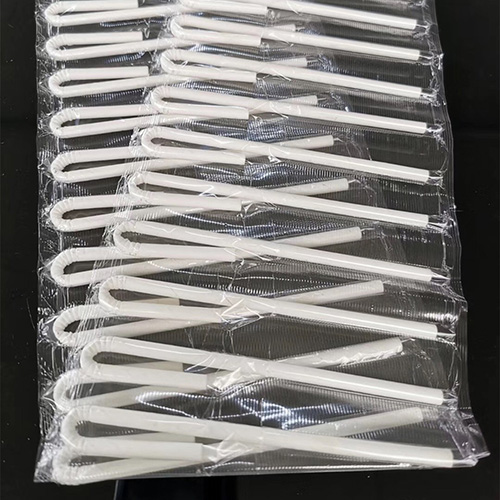 U-shaped-bendy-straws-02-Harborapaper.jpg
